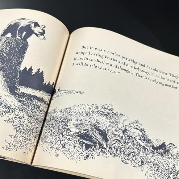 Blueberries for Sal by Robert McCloskey - Vintage Softcover Children’s Book - Picture 9 of 11